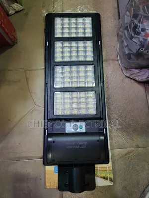 Warm White Solar Street Light
