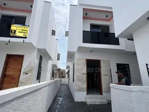 4bdrm Duplex in Ikota for sale