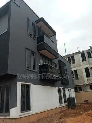 6bdrm Duplex in Secured Are, Ikeja GRA for sale