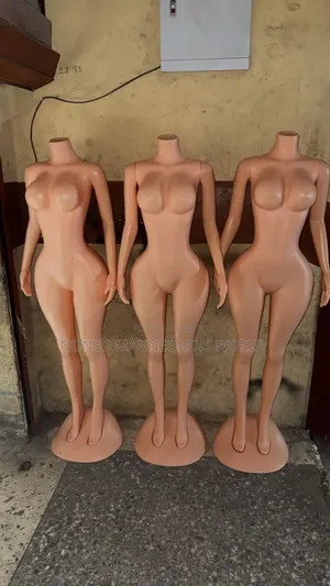 Size 12 Big Hips Female Plastic Headless Mannequin