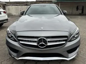 Mercedes-Benz C400 4Matic AWD Sedan (3.0L V6 7A) 2015 Gray