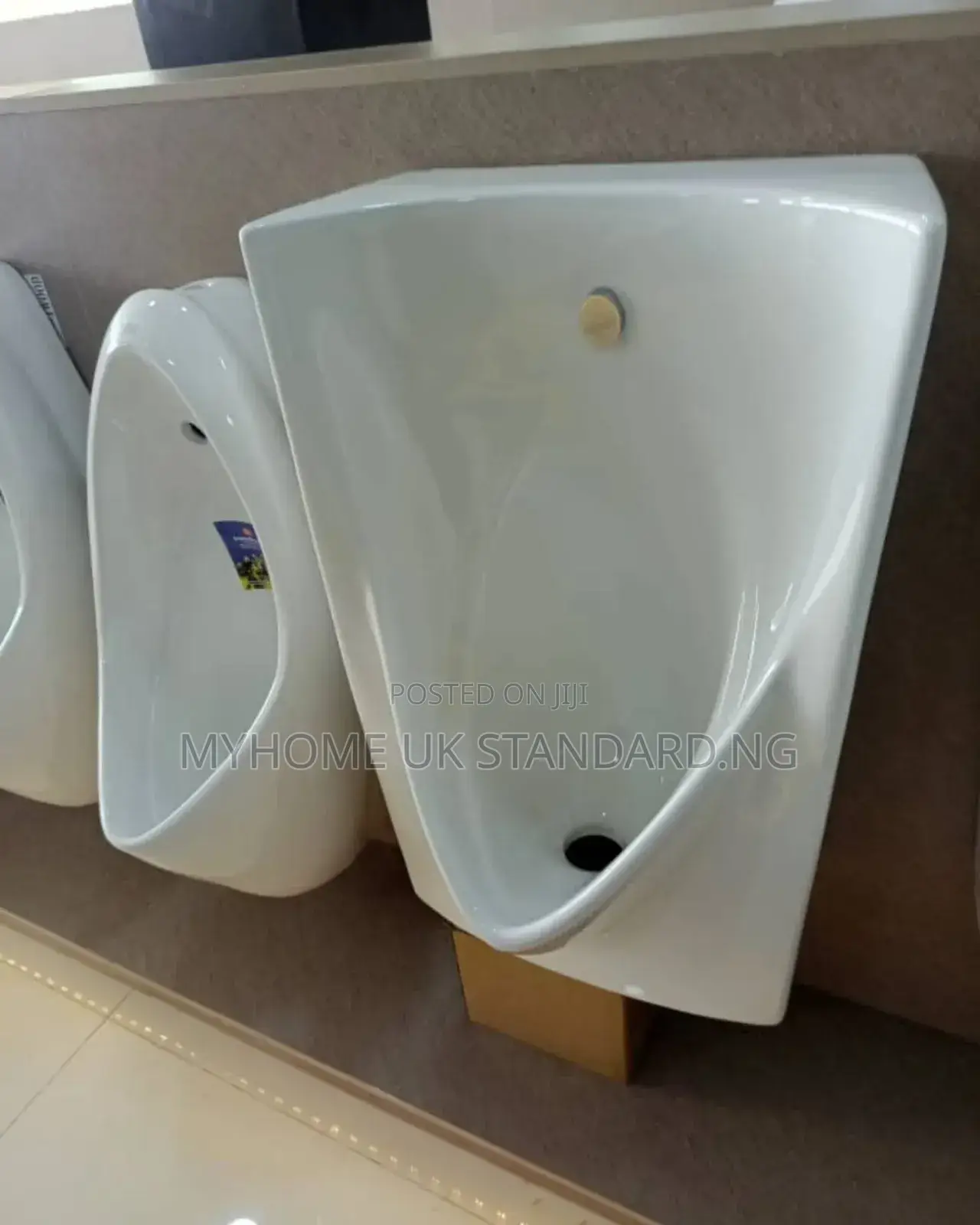 Urinal Bowl for Men Spill