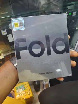 New Samsung Galaxy Z Fold4 512 GB
