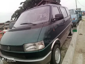 Volkswagen Transporter 2000 Green