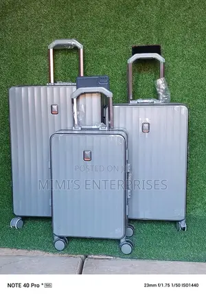 Little Look Big Style Premium Luggage Set