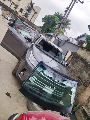 Toyota Highlander 2016 Windscreen Glass Installed Perfectly