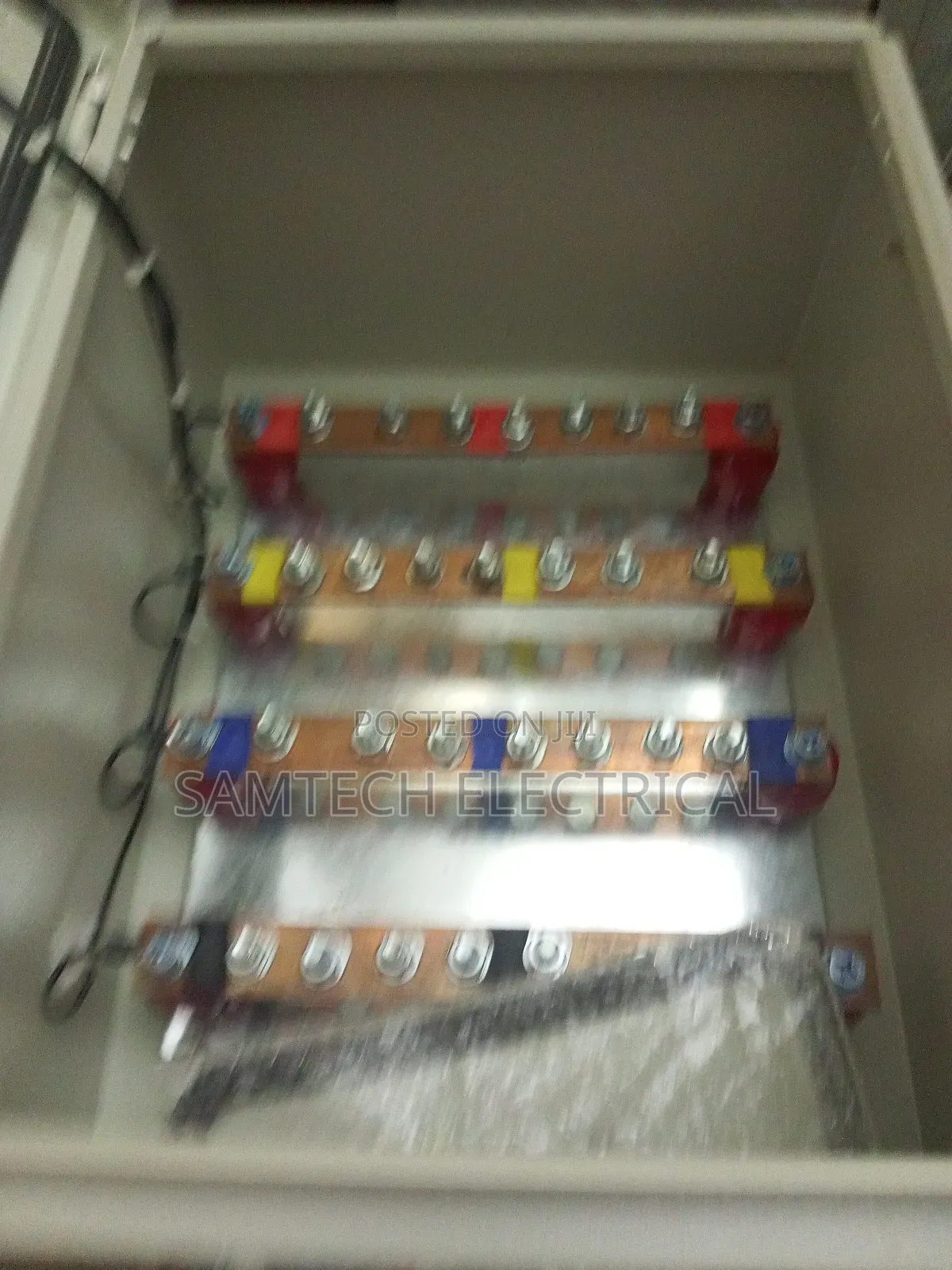 3 Phase Busbar