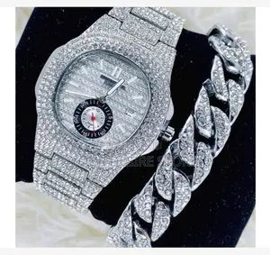 Ds Stone Iced Men"S Wristwatch Hand Chain