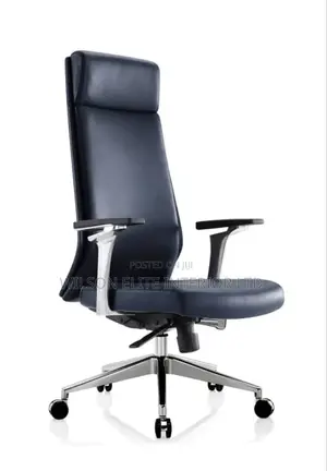 Deluxe Leather Boss Chair – Classy Comfortable