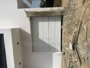 Manual/Automatic Sectional Garage Door