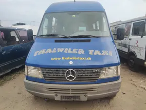 Mercedes-Benz Sprinter 2001 Blue