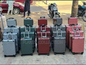 Beautiful Drafted Aluminum Set