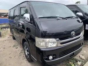 Toyota HiAce 2016 Black