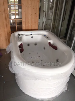 Unique Luxury Cuputerize Jacuzzi