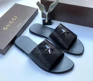 Gucci Luxury Designer Slippers 💯 Quality Well Branded
