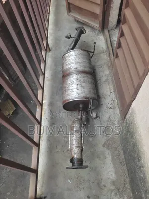 Exhaust Center Pot Mitsubishi Pajero/Montero 2008-2012 Model