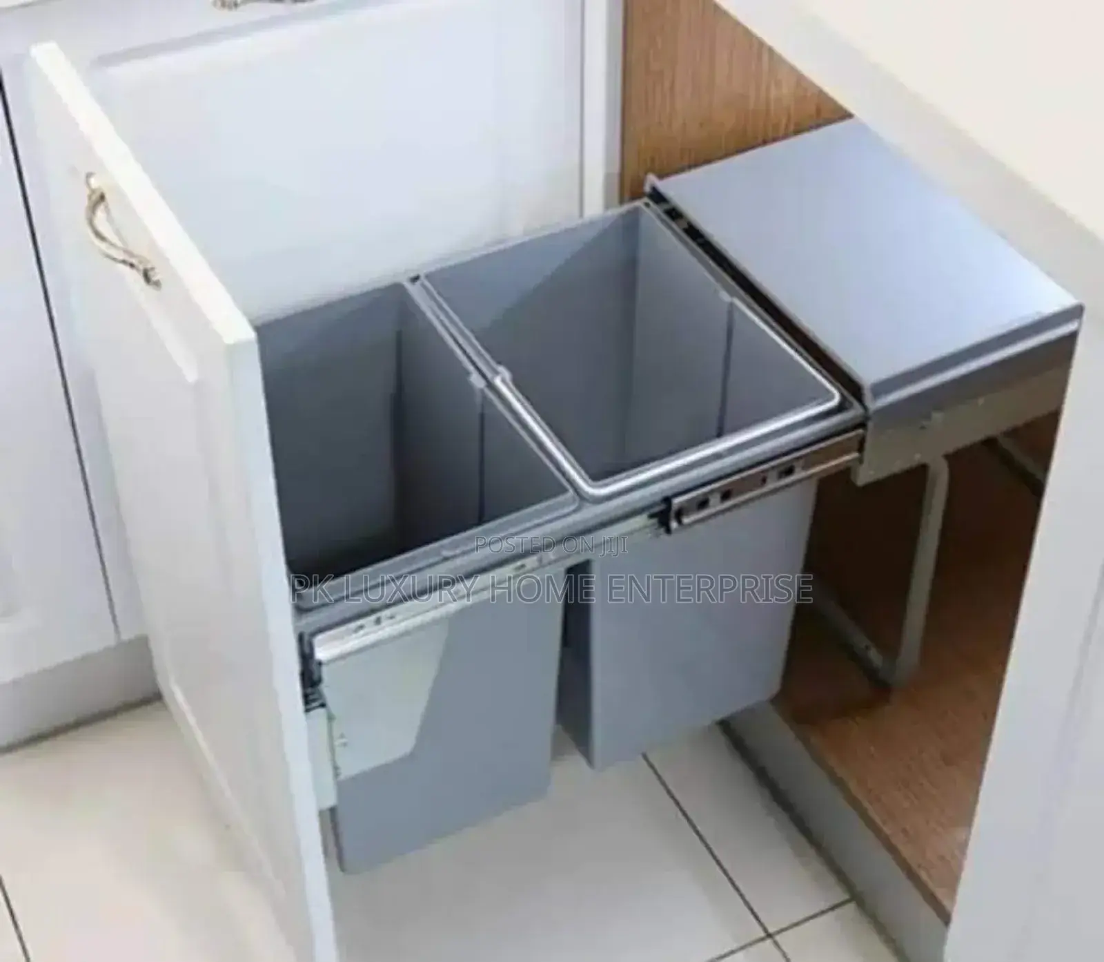 Quality Cabinets Dustbin