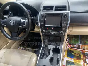 Toyota Camry XLE V6 4dr Sedan (3.6L 6cyl 6A) 2016 Red