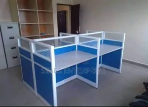 4 Seater Workstation