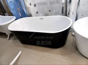 Black And White Acrylic Bathtub