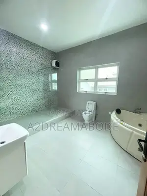 6bdrm Mansion in Ikoyi for rent
