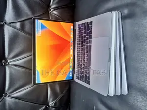 Laptop Apple MacBook Pro 2017 8GB Intel Core I5 SSD 256GB