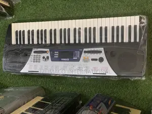 Durable 5-Octave Ez-150 Yamaha Keyboard