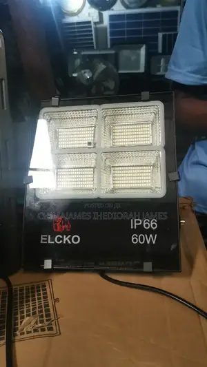 For Model Ip67 Waterproof Integrated Solar Flood Lamp 60 Wa