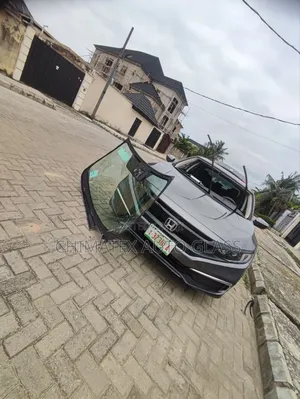 We Deliver & Install All Honda Civic Windscreen Glass