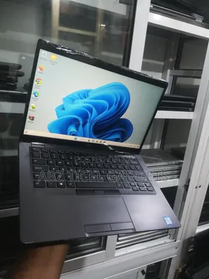 Laptop Dell Latitude 5400 16GB Intel Core I7 SSD 256GB
