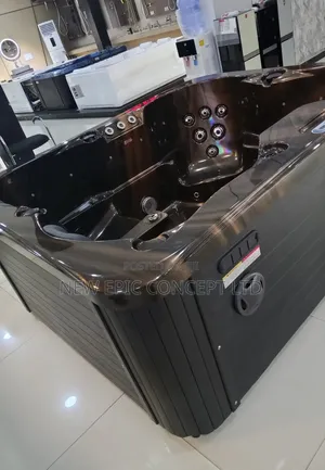 Special Spa 4 Seater Double Jacuzzi