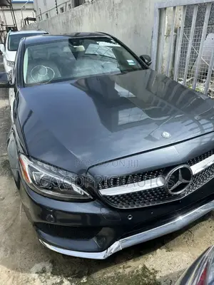 Mercedes-Benz C300 2015 Gray