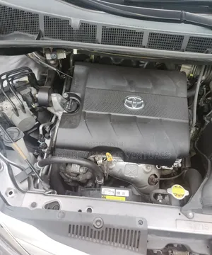 Toyota Sienna XLE 8 Passenger 2011 Gray