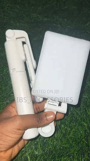 Combo Influencer Light and Selfie Stick Deal