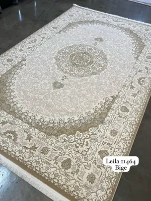 5by7 Feets Modern Luxurious Turkish Centre Rug