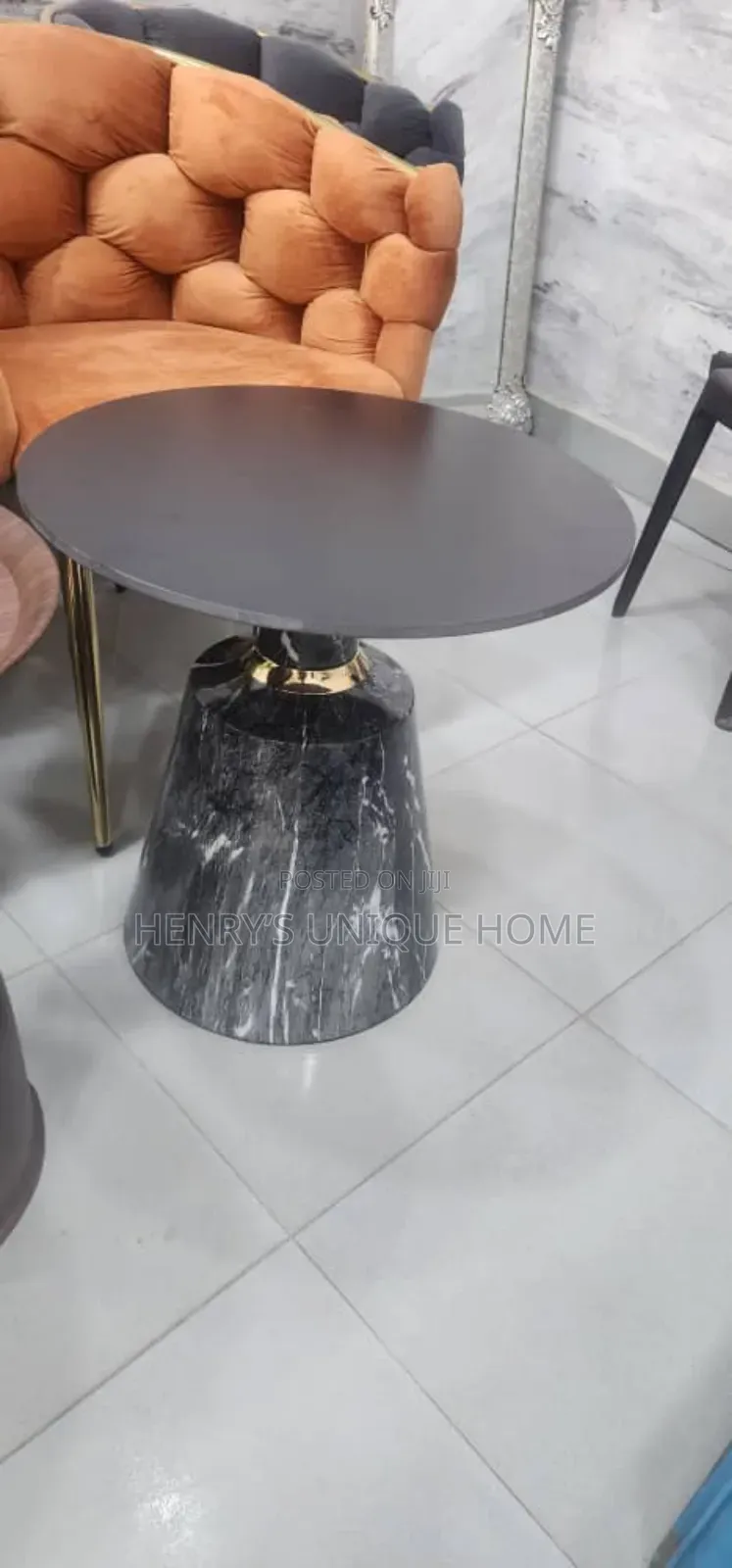 Side.Stools Black