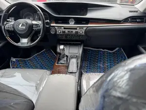 Lexus ES 350 FWD 2016 White