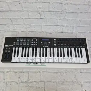 Arturia Keylab Essential 49keys Midi Keyboard With Drumpads