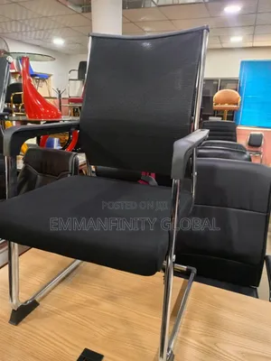 Executive Visitor Chair Mesh and Fabric