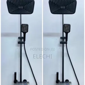 Black Standing Shower 🚿