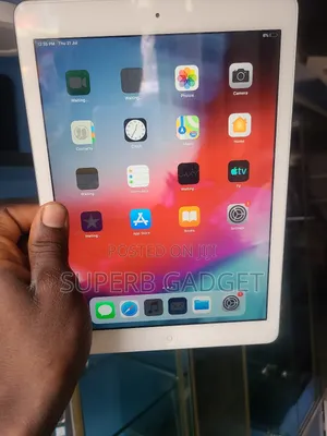 Apple iPad Air 16 GB White