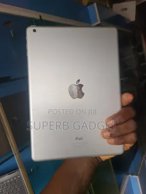 Apple iPad Air 16 GB White
