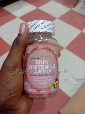 Daynee Skin Whitening Gummies X60