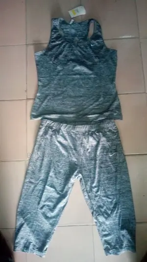 Ladies Jugging Up Nd Dawn Wear