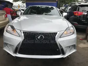 Lexus IS 2012 Silver