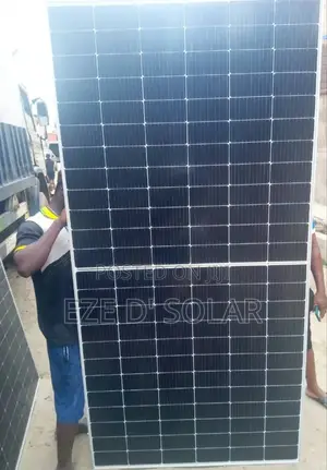 555w Canadian Mono Solar Panel