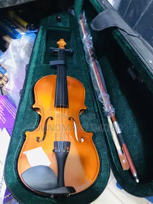Standard Yamaha Violin