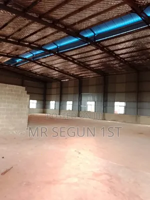 Warehouse to Let