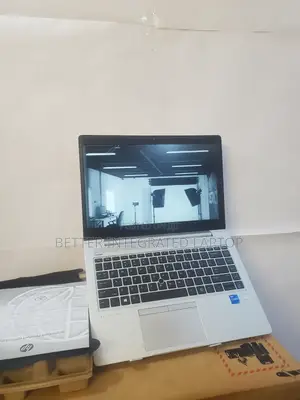New Laptop HP EliteBook 8570W 12GB Intel Core I5 SSD 256GB