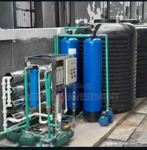 Quality Reverse Osmosis Machine and Fibre Tank